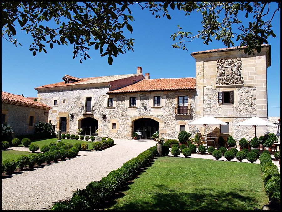 אחו Hotel Palacio De La Pena Cantabria מראה חיצוני תמונה